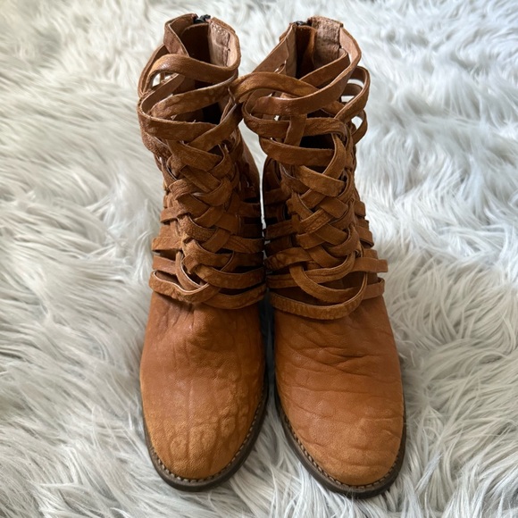 FREE PEOPLE Carrera Boots Size 37 Size 7 - Picture 6 of 14
